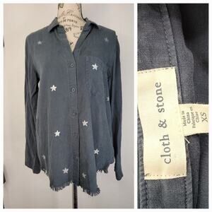Cloth & Stone Star Button Down Shirt Size XS Relax Beachy Bohemian